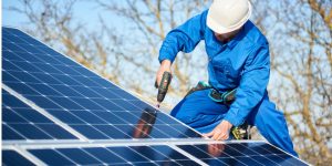 Installation Maintenance Panneaux Solaires Photovoltaïques à Verneix
